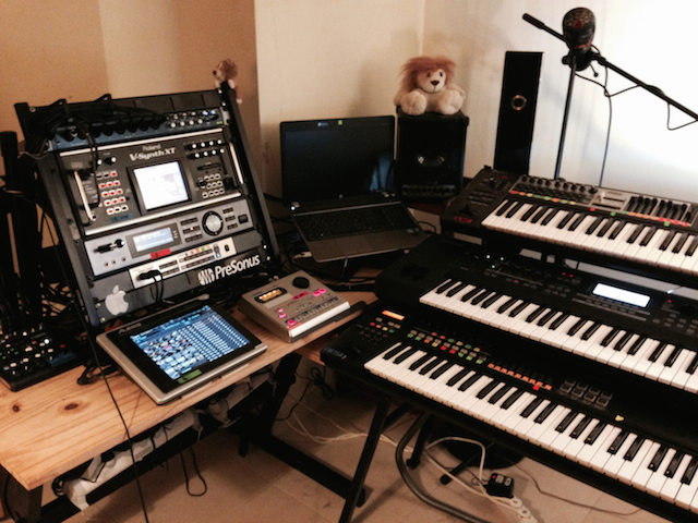 The main Synth and Keys &quot;zone&quot;